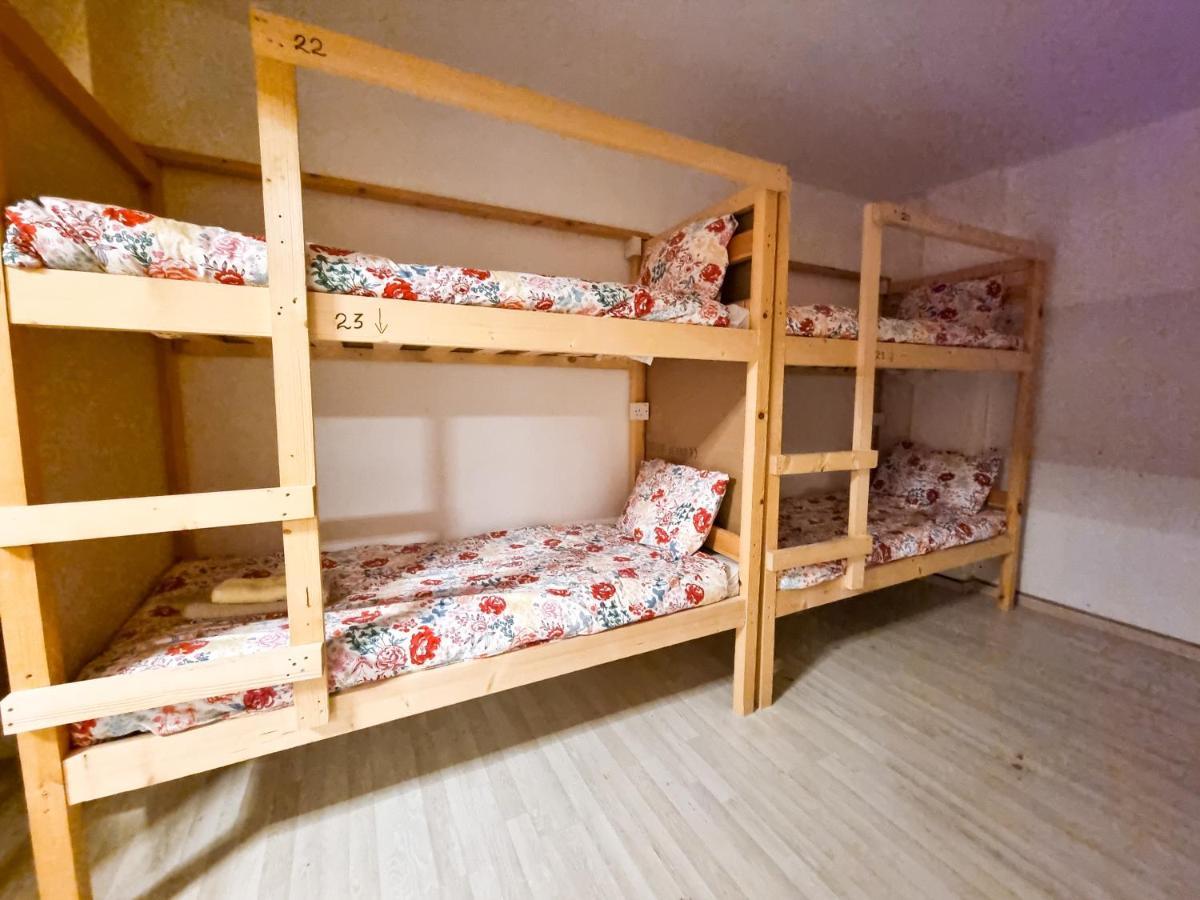 Unique City Hostel 100 Meters From Beach Lárnaka Kültér fotó