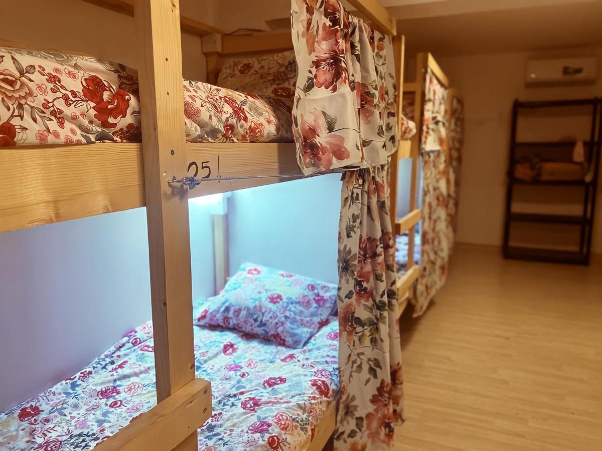 Unique City Hostel 100 Meters From Beach Lárnaka Kültér fotó